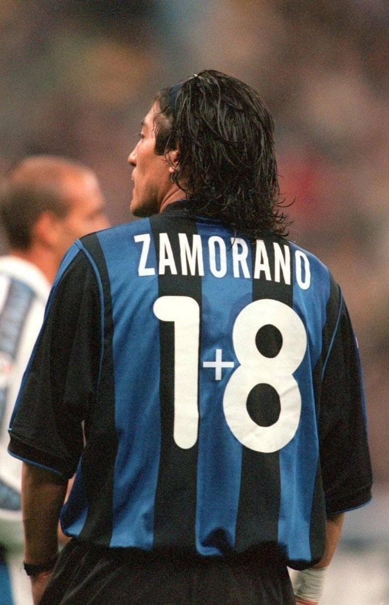 Zamorano. 1+8.