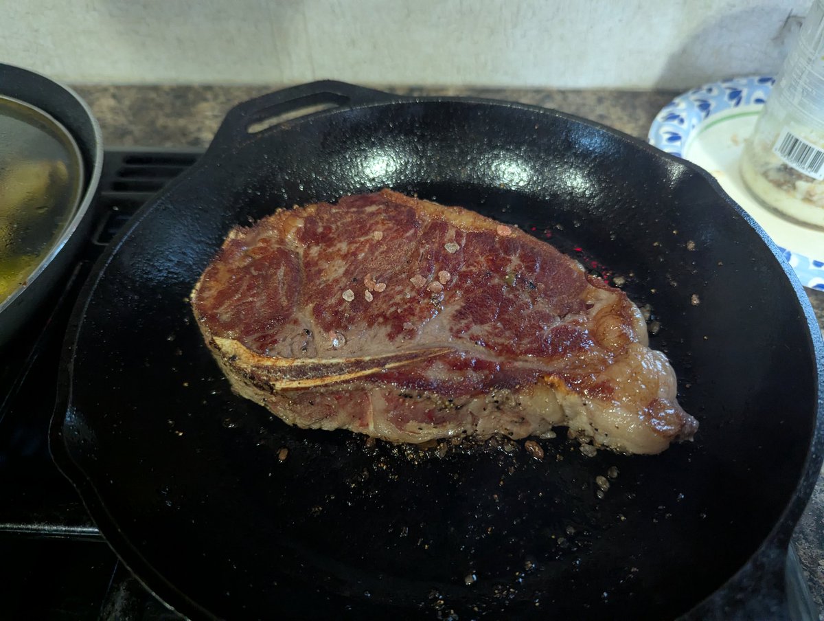 ✨ Dining Near Me ✨ tweet media