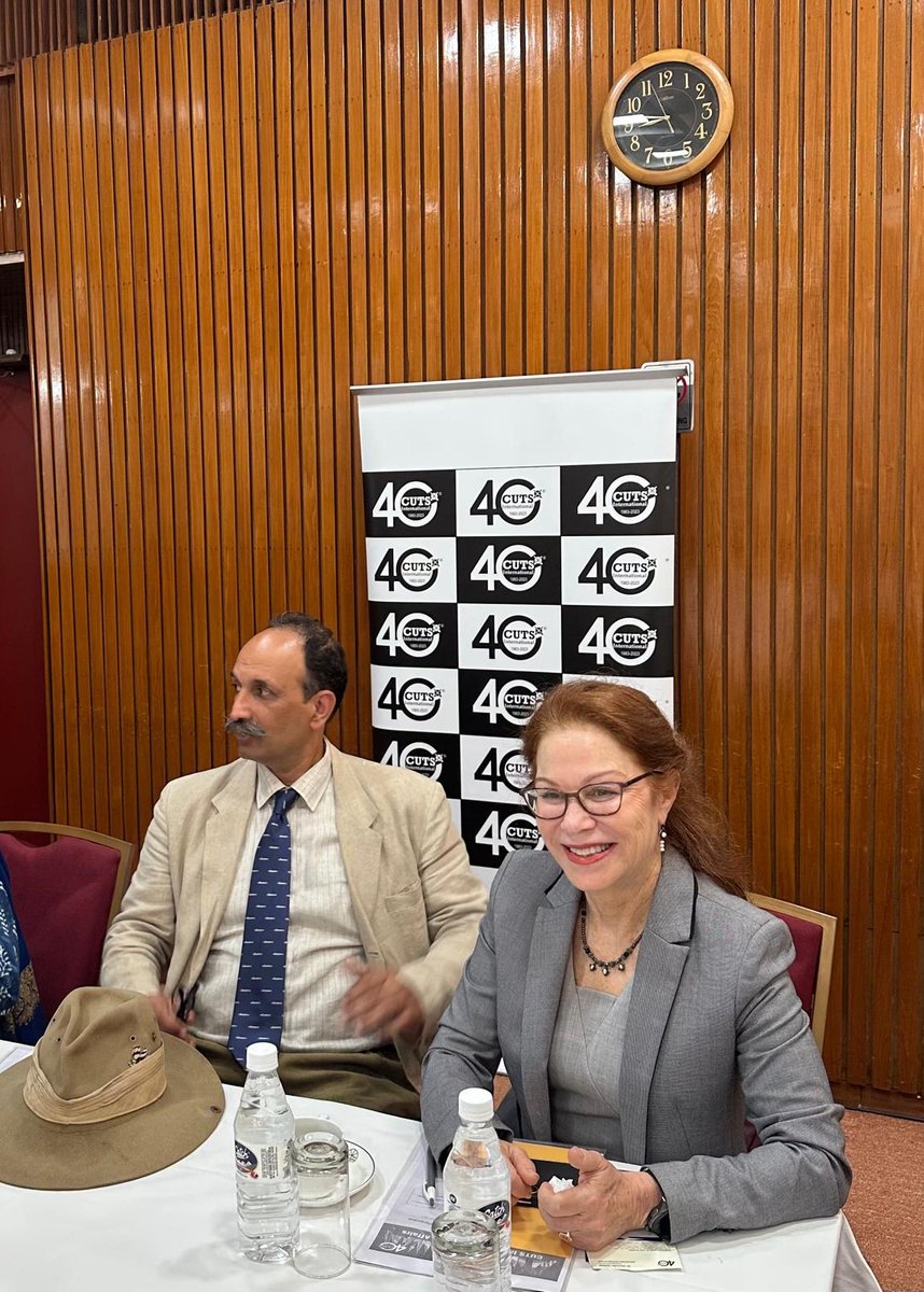 SIGNAL Group tweet media