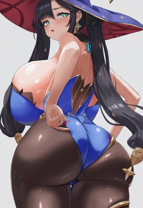 食い込みが気になるモナ 