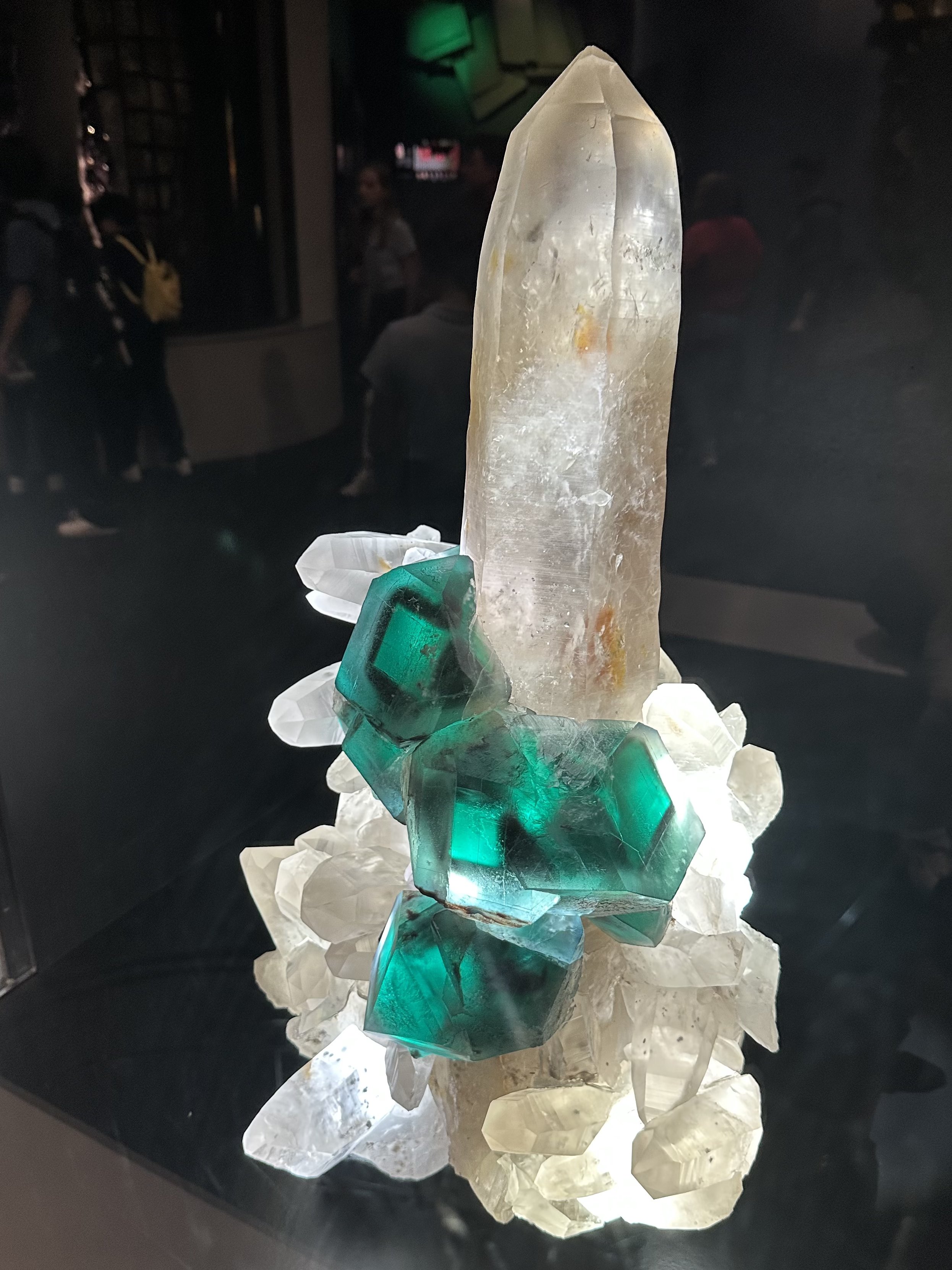エイリアンアイフローライト PEANUTS MINERALS🥜 on X: 