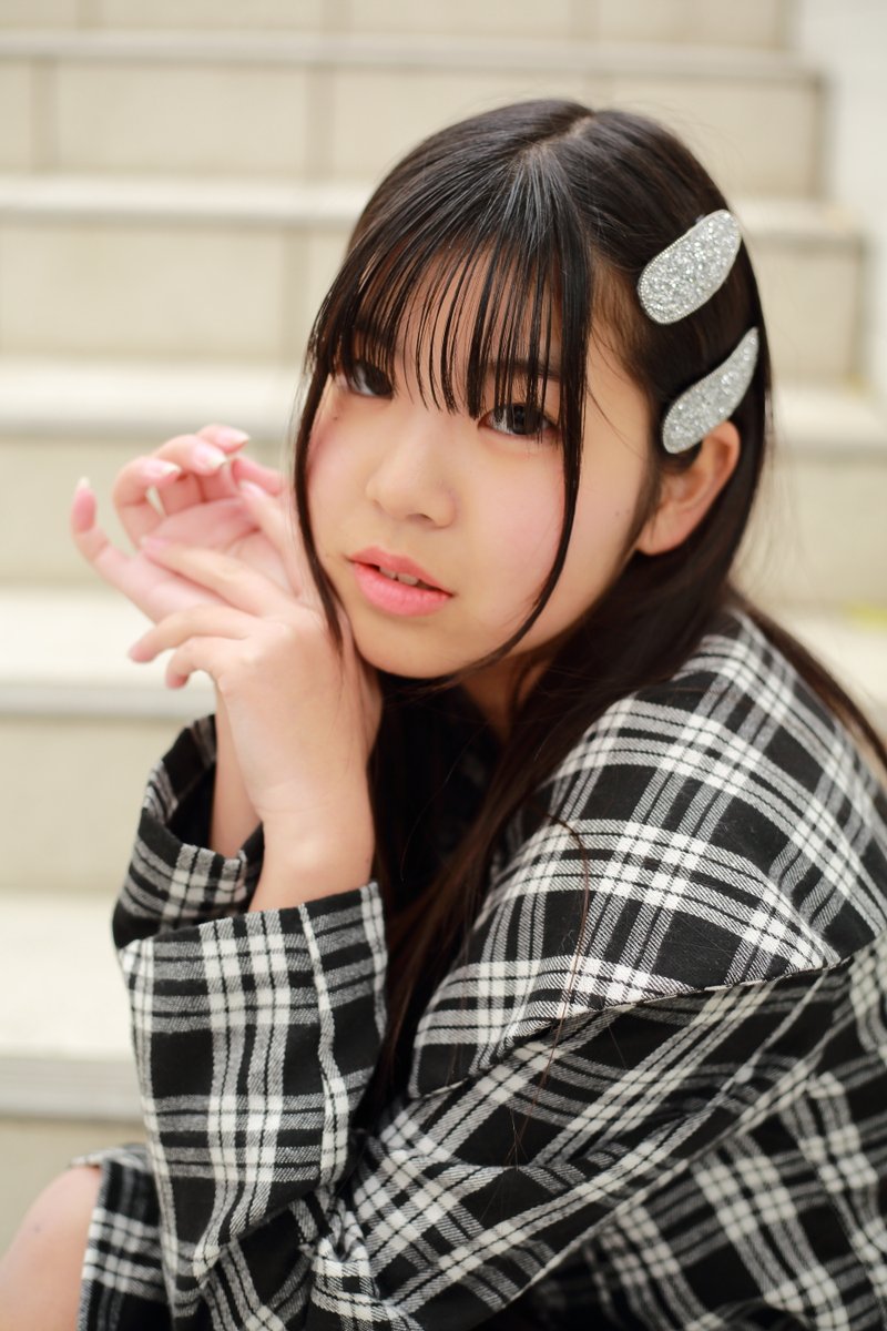 hitumabushihann's tweet image. 2025.03.29  NEW LEAVES ミュージック・フェスティバル、神戸 三宮プラッツ。
柴田 妃依(ひより)さん。①
物販撮影にて。
#柴田妃依  #新JS6
#kce神戸校  
#三宮プラッツ