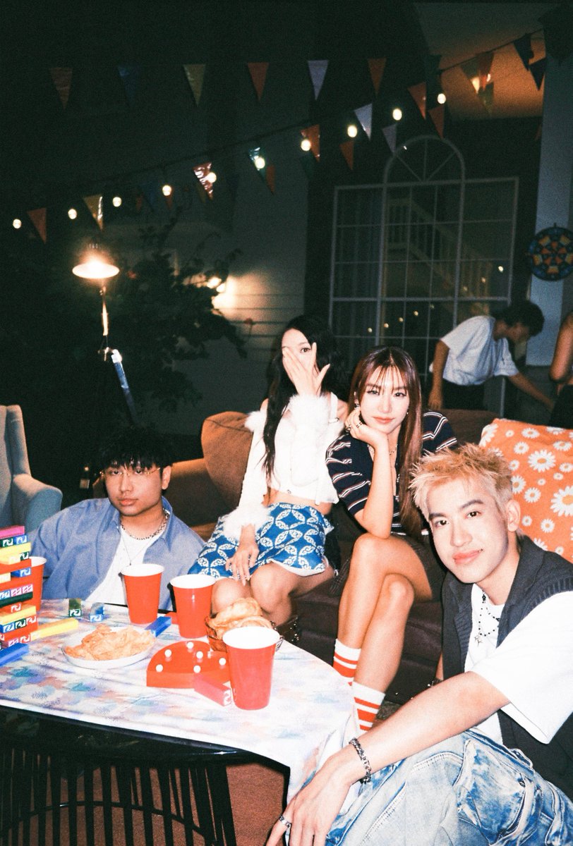 irinning's tweet photo. ฟังเพลง #ห๊ะ กันยังงับ #huh_flirt https://t.co/fMLPzvzzkt