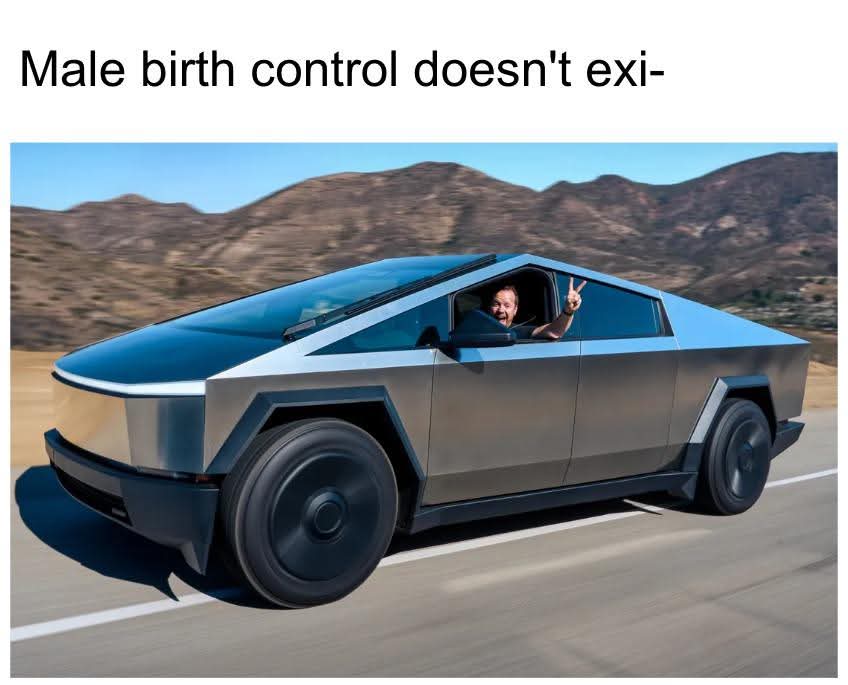 AlliCat028's tweet image. Still living on this natural high that Wisconsin can't be bought. 1st picture isn't related to the election but still freaking hilarious. 🤣 #WisconsinSupremeCourt #WeWon #TBThursday