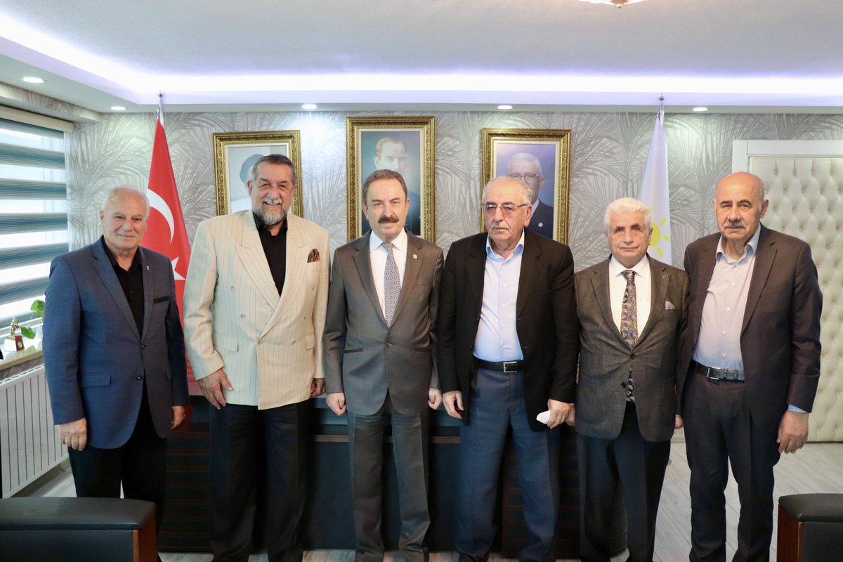 iyipartiankara's tweet photo. İYİ Partimizin kurucularından  Sn. Ömer Sırrı KAFALI ve Sn.Recai AYDOĞDU İl Başkanlığımızı ziyarete gelerek, İl Başkanımız Sn. Dr. Yener YILDIRIM ile birlikte gelecek planlara yönelik istişarede bulundular.

Nazik ziyaretleri için teşekkür ederiz.

@MDervisogluTR 
@YenerYILDIRIM06 
@iyiparti