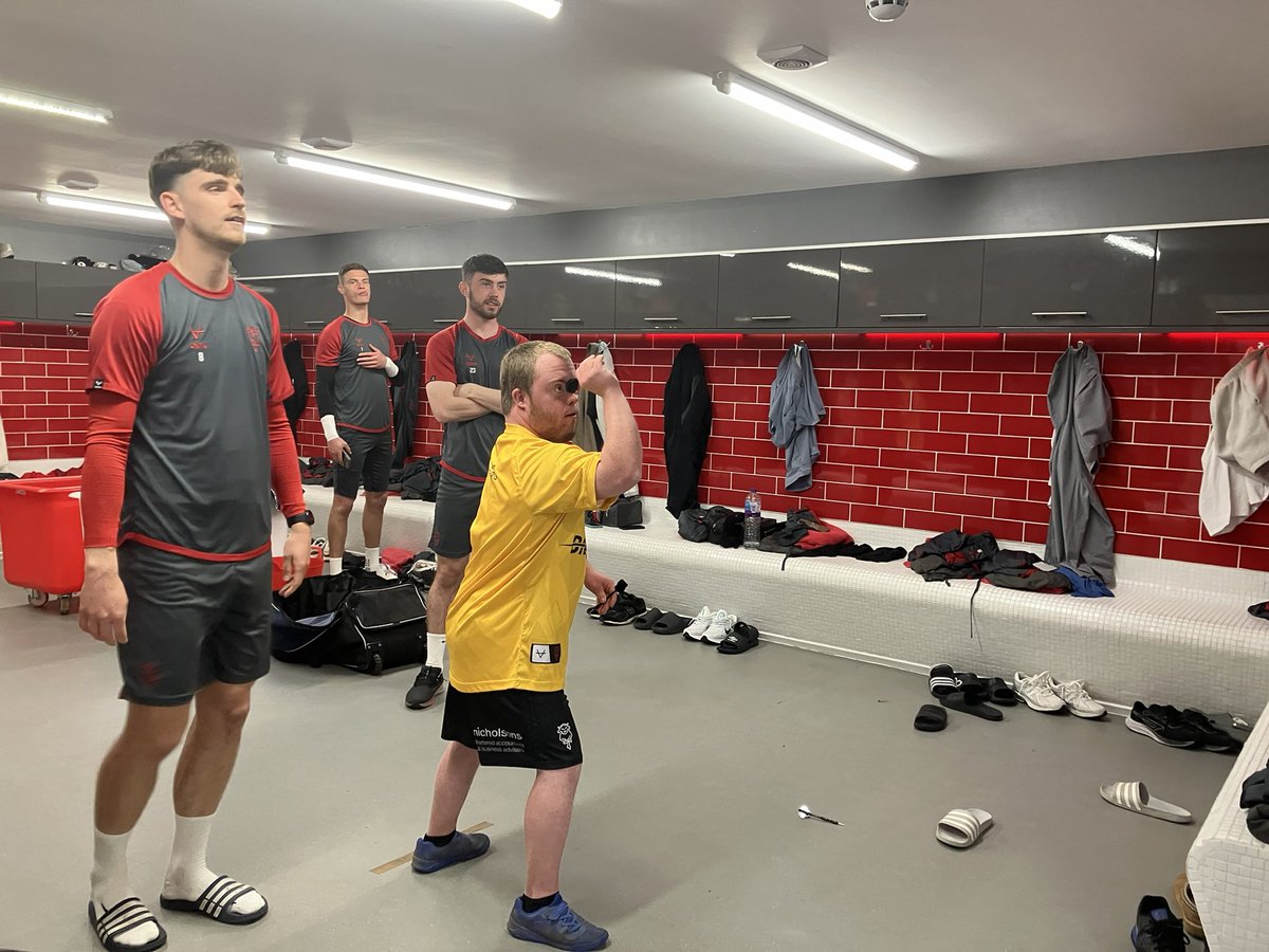 PaintedPonyLady's tweet image. Huge thanx to Scott Fry, George, Zack, Jamie, &amp;amp; Isaac for their time today. JJ got to join them in a Coaching session at the @LincolnCity_FC EPC ahead of the @LCityFoundation @DSActive  trip to Charlton Athletic on Saturday. He’s now home and sat watching the videos I took ♥️⚽️♥️
