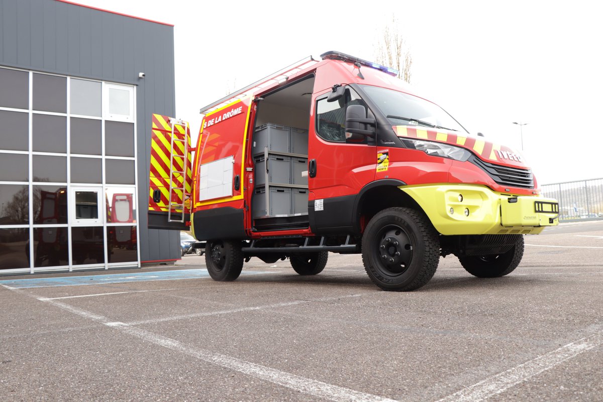 Véhicule Secours Nautiques sur châssis <a href="/IVECO/">IVECO</a> 

Nous remercions @SDIS26 - Sapeurs-pompiers de la Drôme pour leur confiance.

#pompiers #vpl #nautique #secours #vsn