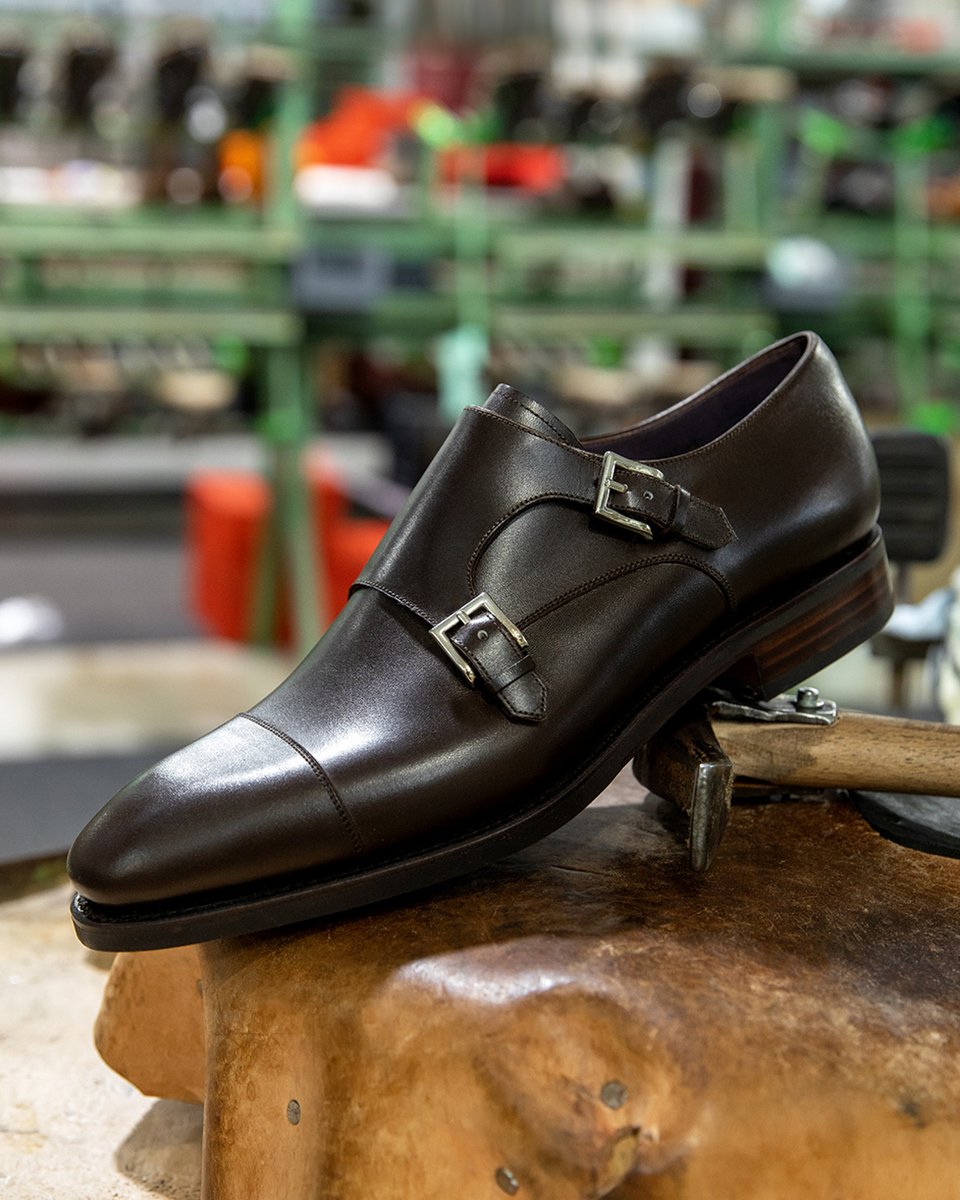 carminashoemake's tweet photo. Double Monk Strap, double the style. Elevate your wardrobe with a custom-made pair, designed by you.
Take advantage of 25% off during Custom Week.
#CarminaShoemaker #CustomWeekend #DoubleMonk #ClassicStyle #Handcrafted https://t.co/FBlOo96bc5