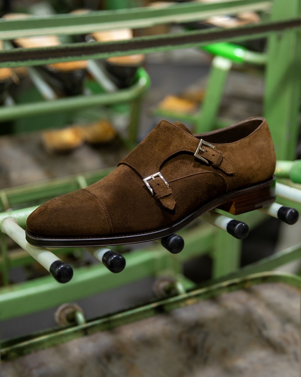 carminashoemake's tweet photo. Double Monk Strap, double the style. Elevate your wardrobe with a custom-made pair, designed by you.
Take advantage of 25% off during Custom Week.
#CarminaShoemaker #CustomWeekend #DoubleMonk #ClassicStyle #Handcrafted https://t.co/FBlOo96bc5
