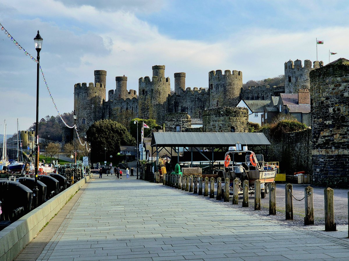 Magnificent Conwy castle.