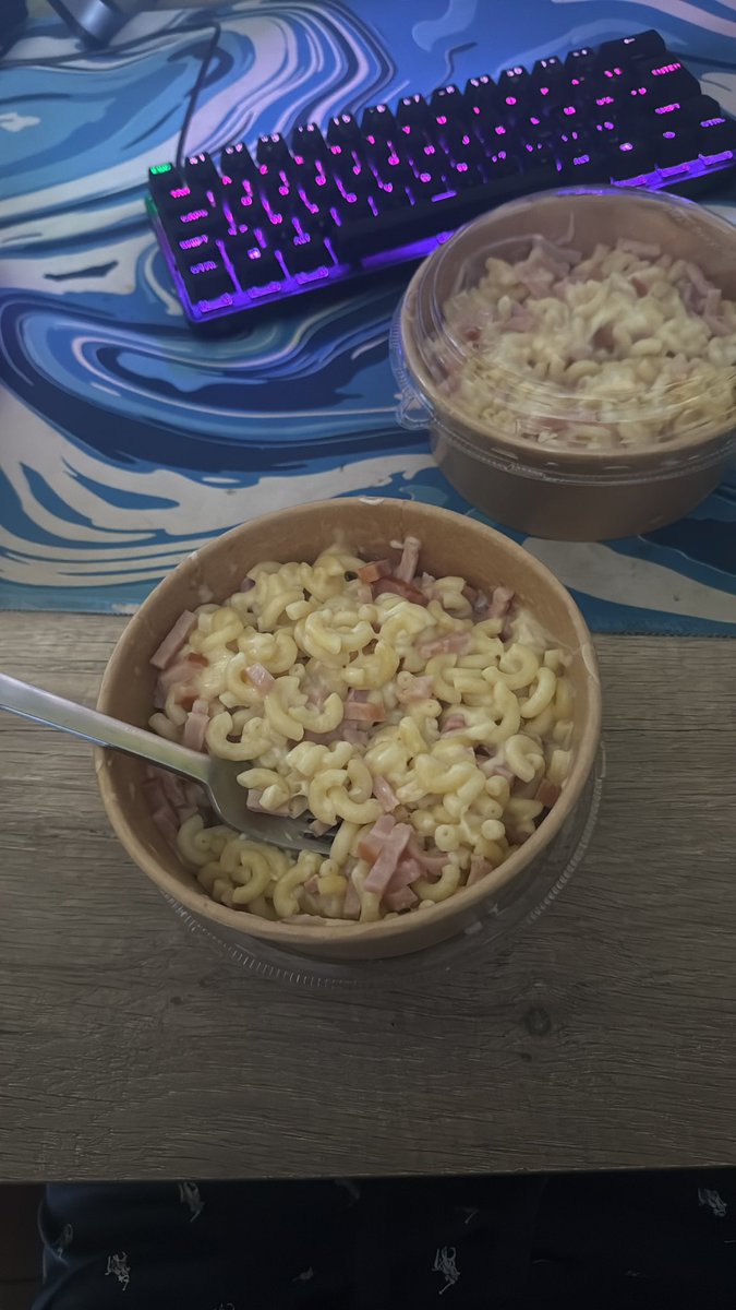 J'ai honte de commander des coquillettes sur uber eat mdrrrr