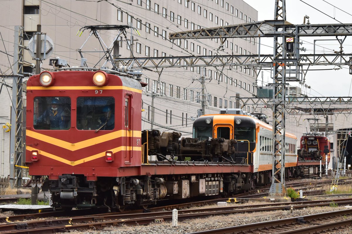 諸事情により再度オークションを開催いたします｜「 遠回りが一番の近道 」 滅亡迅雷.net”「主題歌カバーへの道」第2弾！【4人で