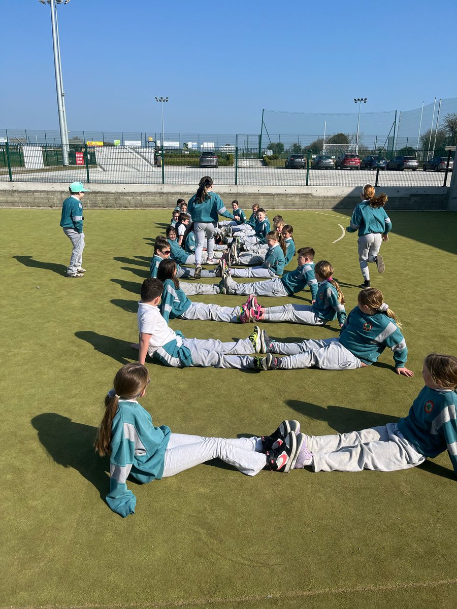 Bhí séisiúin traenála iontacha ag na leanaí le Cóitséalaí Paul inniú!😀
The children had great training sessions with Coach Paul today!@St. Maurs. GAA