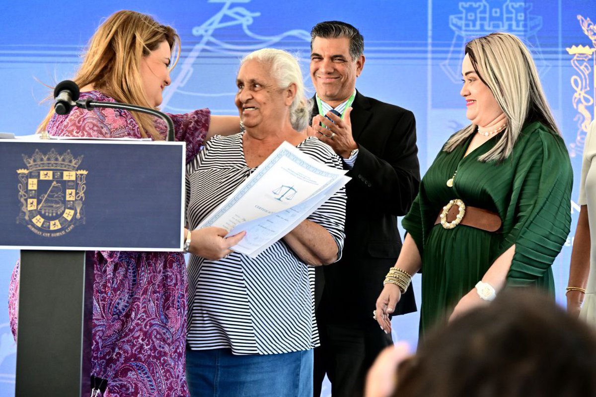 Jenniffer González tweet media