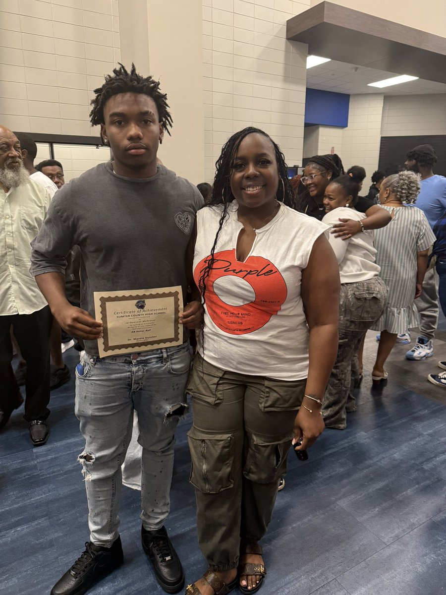 it started in the class room first 🫶🏽💯 <a href="/RecruitGeorgia/">Recruit Georgia</a> <a href="/unlvfootball/">UNLV Football</a> <a href="/CoachKelley229/">Quesz Kelley</a> <a href="/coachsellersd/">@coachsellers</a> <a href="/William06625962/">William Rogers</a> <a href="/CoachDeMeio1/">Darren DeMeio</a> <a href="/CoachJonesFB/">Coach J. Jones Ed.S.</a> <a href="/jwindon35/">Joe Windon</a> <a href="/Godsgift_Nate/">Nate Paxton</a> <a href="/NPSEShowcase/">GACA All-Star Showcase Combine</a>
