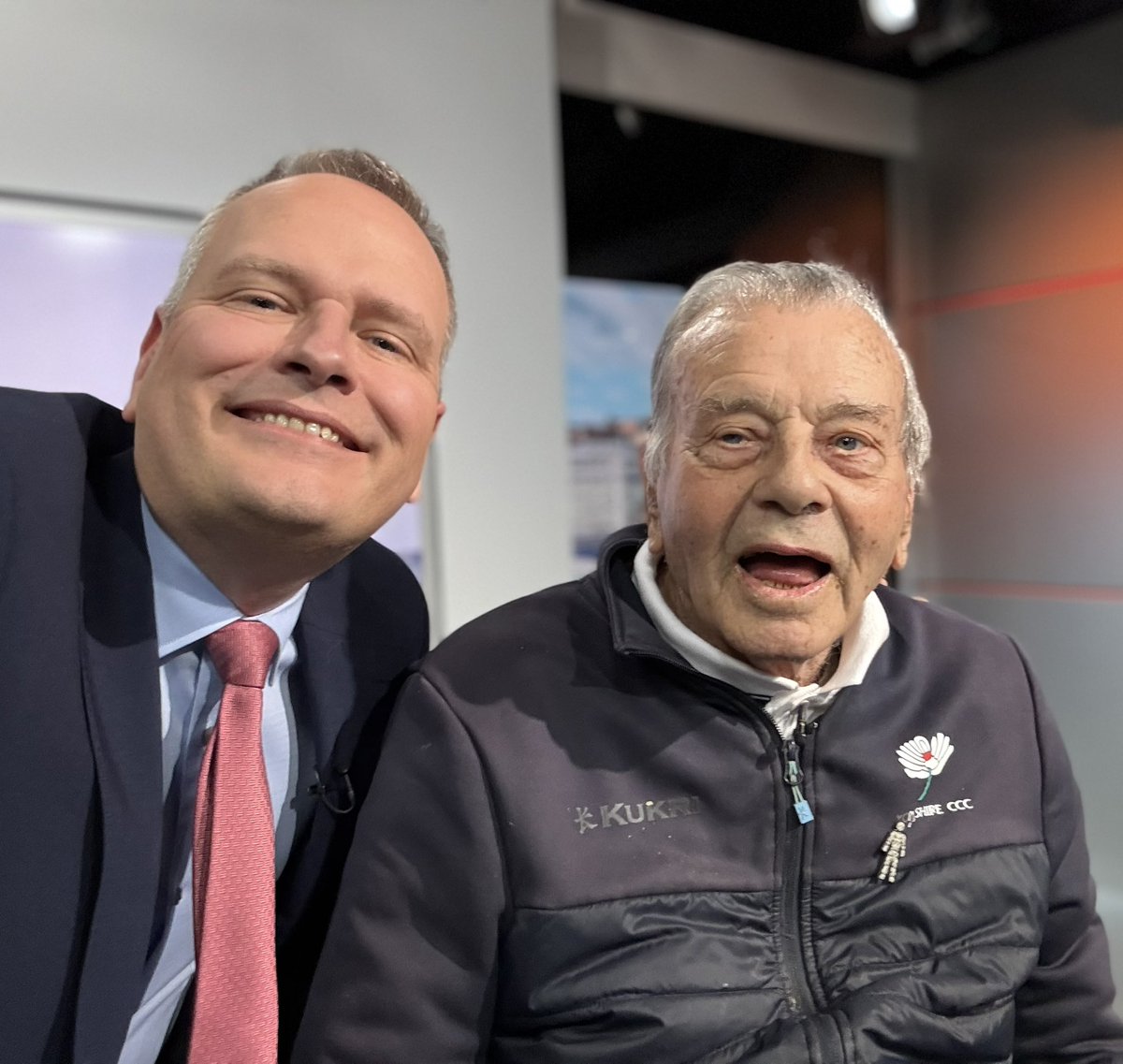 Ian White (@ianwhitenews) on Twitter photo My old mate Dickie Bird says he never refuses a selfie, not even in the Calendar studio! He’s with us tonight on ITV1 at 6 as a new documentary about his life hits #ITVX, produced by <a href="/chrisdawkesITV/">Chris Dawkes</a> My old mate Dickie Bird says he never refuses a selfie, not even in the Calendar studio! He’s with us tonight on ITV1 at 6 as a new documentary about his life hits #ITVX, produced by <a href="/chrisdawkesITV/">Chris Dawkes</a>