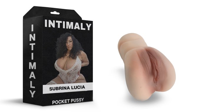 Watch BeautifulSubby's leaked NSFW photo on TwXstars