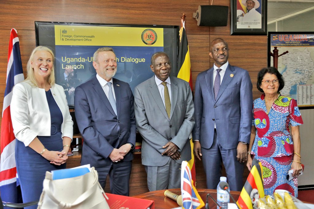 Ministry of Finance (@mofpedu) on Twitter photo UGANDA-UK GROWTH DIALOGUE LAUNCHED:
Finance Minister <a href="/MatiaK5/">Matia Kasaija</a> has today on behalf of <a href="/GovUganda/">Government of Uganda</a> signed the terms of reference for this dialogue with the United Kingdom's Under Secretary of State in the Foreign Commonwealth and Development Office, Lord Collins at <a href="/mofpedU/">Ministry of Finance</a>
The UGANDA-UK GROWTH DIALOGUE LAUNCHED:
Finance Minister <a href="/MatiaK5/">Matia Kasaija</a> has today on behalf of <a href="/GovUganda/">Government of Uganda</a> signed the terms of reference for this dialogue with the United Kingdom's Under Secretary of State in the Foreign Commonwealth and Development Office, Lord Collins at <a href="/mofpedU/">Ministry of Finance</a>
The