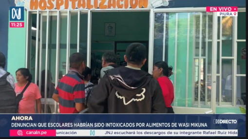 chrisalmanzac's tweet photo. Todo un colegio intoxicado en Piura con la "comida" que distribuye "Wasi Mikuna", antes Qali Warma. El programa cambió de nombre, pero la auténtica basura alimenticia que reparten se sigue manteniendo en perjuicio de los escolares. #FueraBoluarte https://t.co/564WkIXpRu