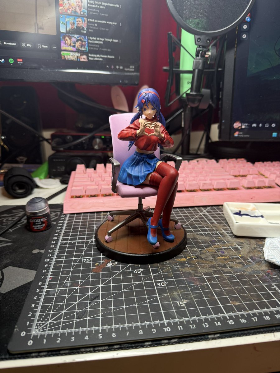 LucyFoxie's tweet photo. Resin 3D printed and painted mita from the game miside 
Printed in two parts
And painted in one day using a airbrush and paintbrushes   
#miside #art #painting #3Dprinting #resin #craft #creative #Hobbies #vtuber https://t.co/gwr0SmjQ78