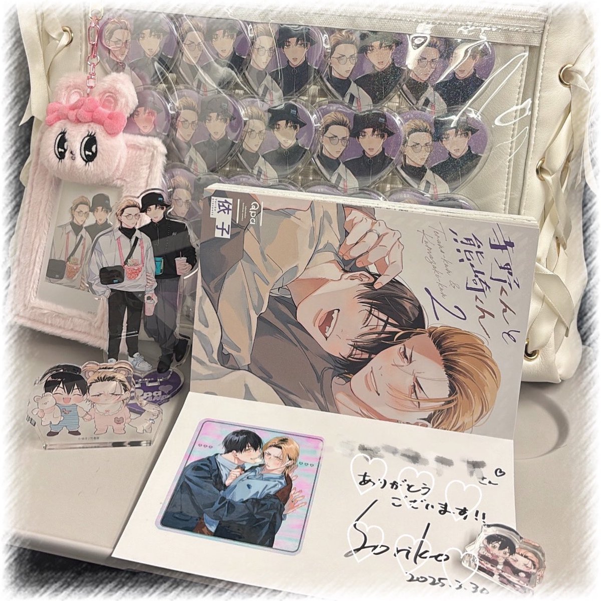 uz4cn's tweet photo. #寺野くんと熊崎くん2 サイン会ᝰ✍🏼

〰️

今回も名前を覚えてくださっていて感無量でした( ᐪ ᐪ )✧ 長丁場の中終始笑顔でご対応いただいて、わたしが緊張から上手く話せなくても目を見てうんうんって聞いてくださった優しさにお人柄を感じました🥹💗 大好きです💭ྀི

〘 ✧￤@yoriko154 先生 〙 https://t.co/rXd4TxrqOX