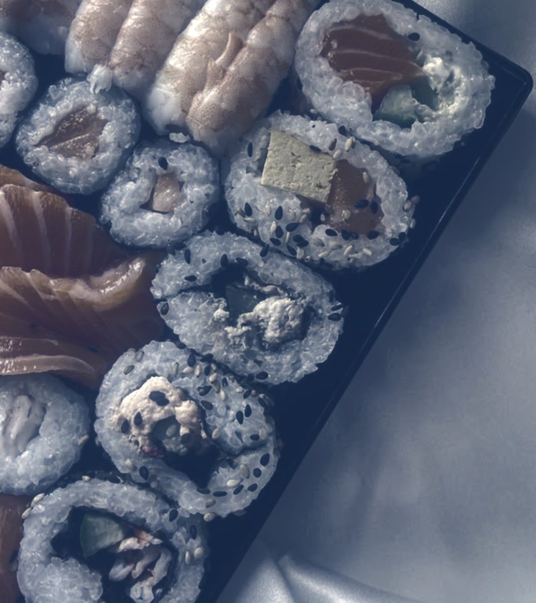 moved 🍜 tweet media