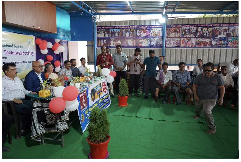 ONGC_'s tweet photo. #ONGC Kakinada’s Eastern Offshore Asset proudly donated a 36-seater school bus to Uma Manovikasa Kendram, ensuring smoother and safer transportation for children with special needs. This initiative, under ONGC’s #CSR outreach, reflects our unwavering commitment to community development.
With this humble push, we aim to enhance accessibility and boost attendance, enabling these bright young minds to pursue education without barriers. We remain devoted to inclusive growth and social responsibility.
Together, we drive towards a future where every child has the opportunity to learn and thrive. 

#YouAreEnergy #EnergyNowAndNext
