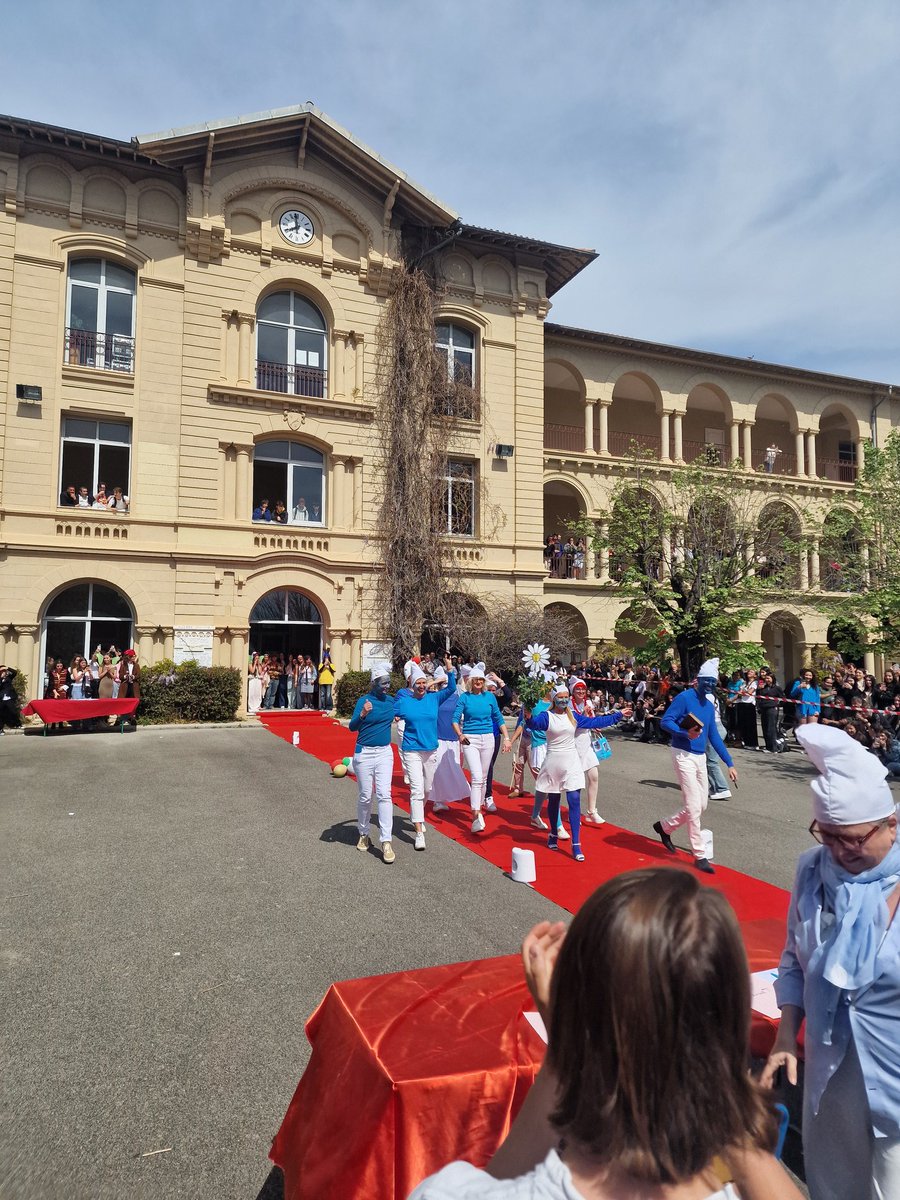 Proviseur CARNOT CANNES tweet media