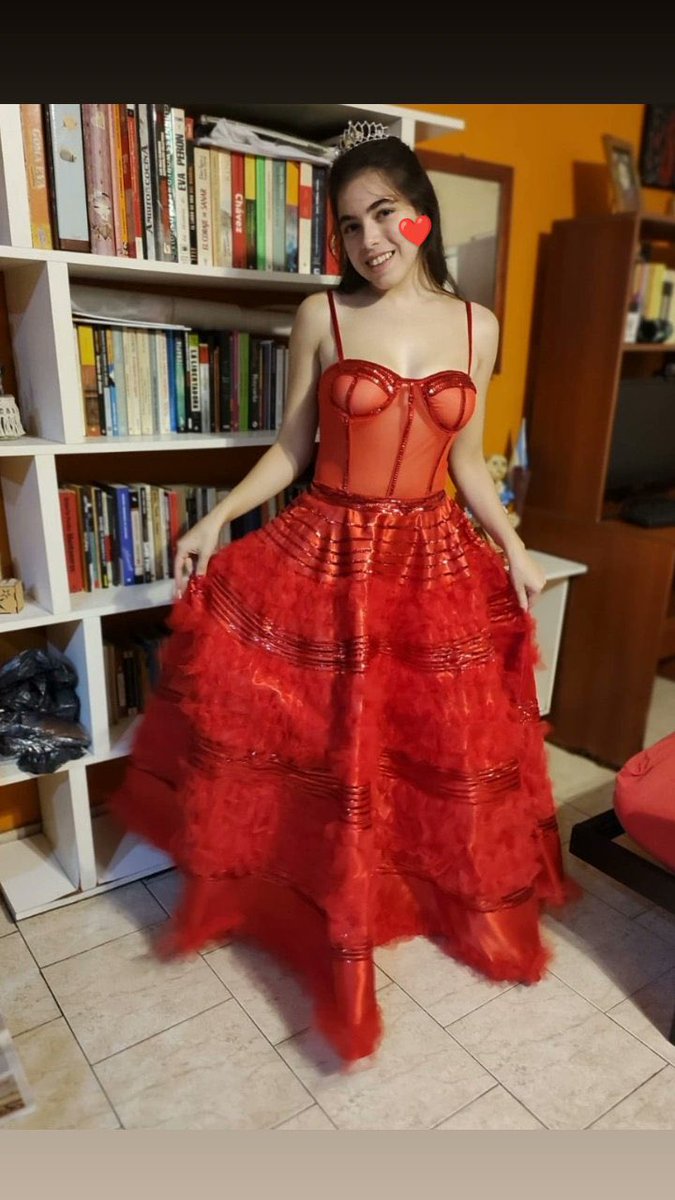 <a href="/TiniStoessel/">tini</a> YO YA TENGO MI OUTFIT MI VIDAAA❤️❤️❤️❤️❤️