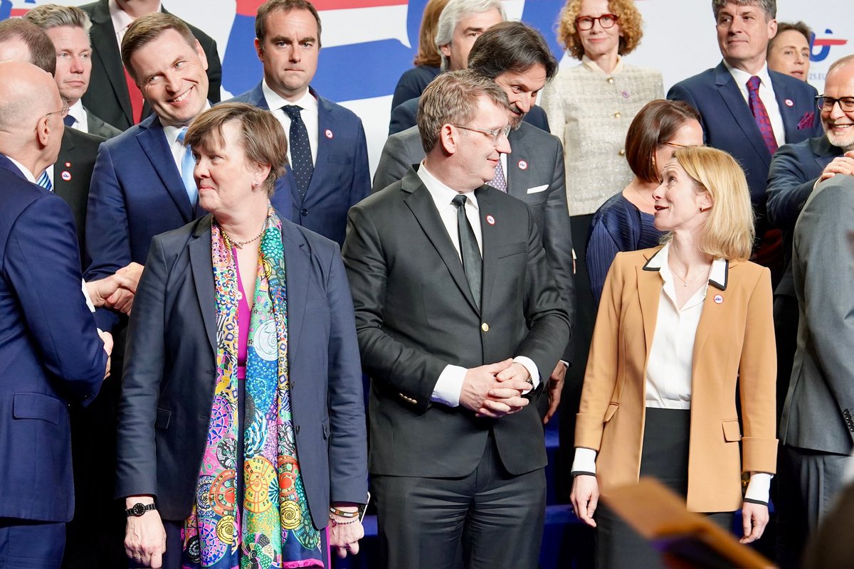 Vi drøfter støtte til Ukraine - og et stærkere Europa. Vigtigt EU-møde med mine forsvarsminister-kolleger i Warszawa i dag.