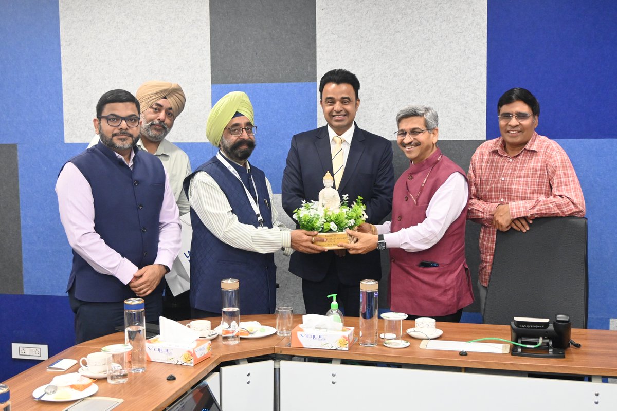 lamrinuniv's tweet image. A Historic Milestone for LTSU Punjab: MoU Signed with RailTel Govt. of India &amp;amp; NSDC for Groundbreaking Railway Technology Skills Program
#LTSU #RailwayTechnology #SkillDevelopment #NSDC #RailTel #NSDC #AcademicIndustryPartnership #InnovationInEducation #FutureOfRailways