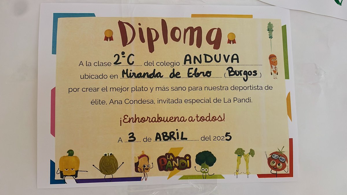 CEIP Anduva (@colegioanduva) on Twitter photo 🥦 Hoy nos ha visitado la #Fundación <a href="/GiafysCancer/">FUNDACION GIAFyS-CÁNCER</a> y María, que es nutricionista para enseñarnos a crear un plato saludable con la ayuda de La Pandi.
🍽️ Muchas gracias por cuidar de nuestra alimentación. 🥦 Hoy nos ha visitado la #Fundación <a href="/GiafysCancer/">FUNDACION GIAFyS-CÁNCER</a> y María, que es nutricionista para enseñarnos a crear un plato saludable con la ayuda de La Pandi.
🍽️ Muchas gracias por cuidar de nuestra alimentación.