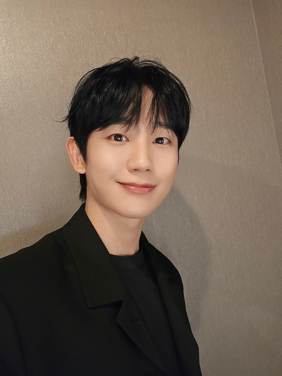 チョンヘイン　デビュー9周年写真集　
チョン・ヘインJung Hae-in丁海寅 チョンヘイン デビュー9周年写真集 チョン・ヘインJung Hae-in
