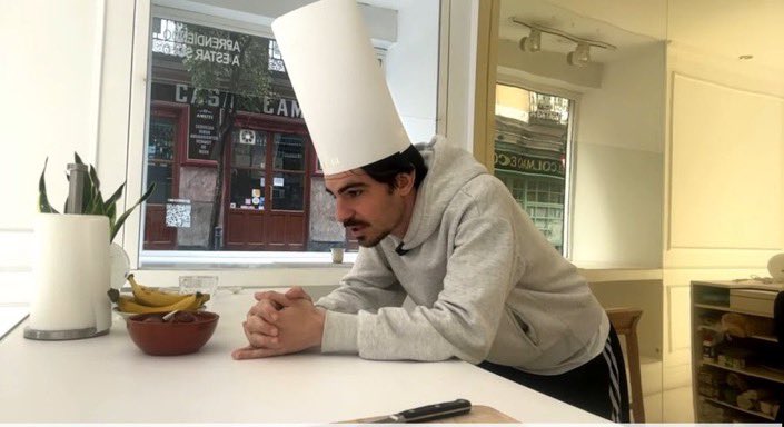 yo cuando me quedo sola en casa y me tengo que hacer la comida: