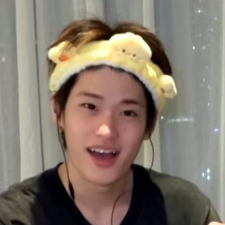 1wantnana's tweet photo. 근데 잇잔아.. 머리색 이렇게 화끈하게 공개할거면서 공연때 머리 왜가린거임 ㅋㅋ ㅋ ㅋㅋㅋㅋ ㅋㅋㅋㅋ ㅋㅋㅋㅋㅋ ㅋㅋ ㅋㅋ ㅋㅋㅋㅋ ㅋㅋㅋㅋㅋ ㅋㅋㅋㅋ ㅋㅋ https://t.co/9TqLg72K2a