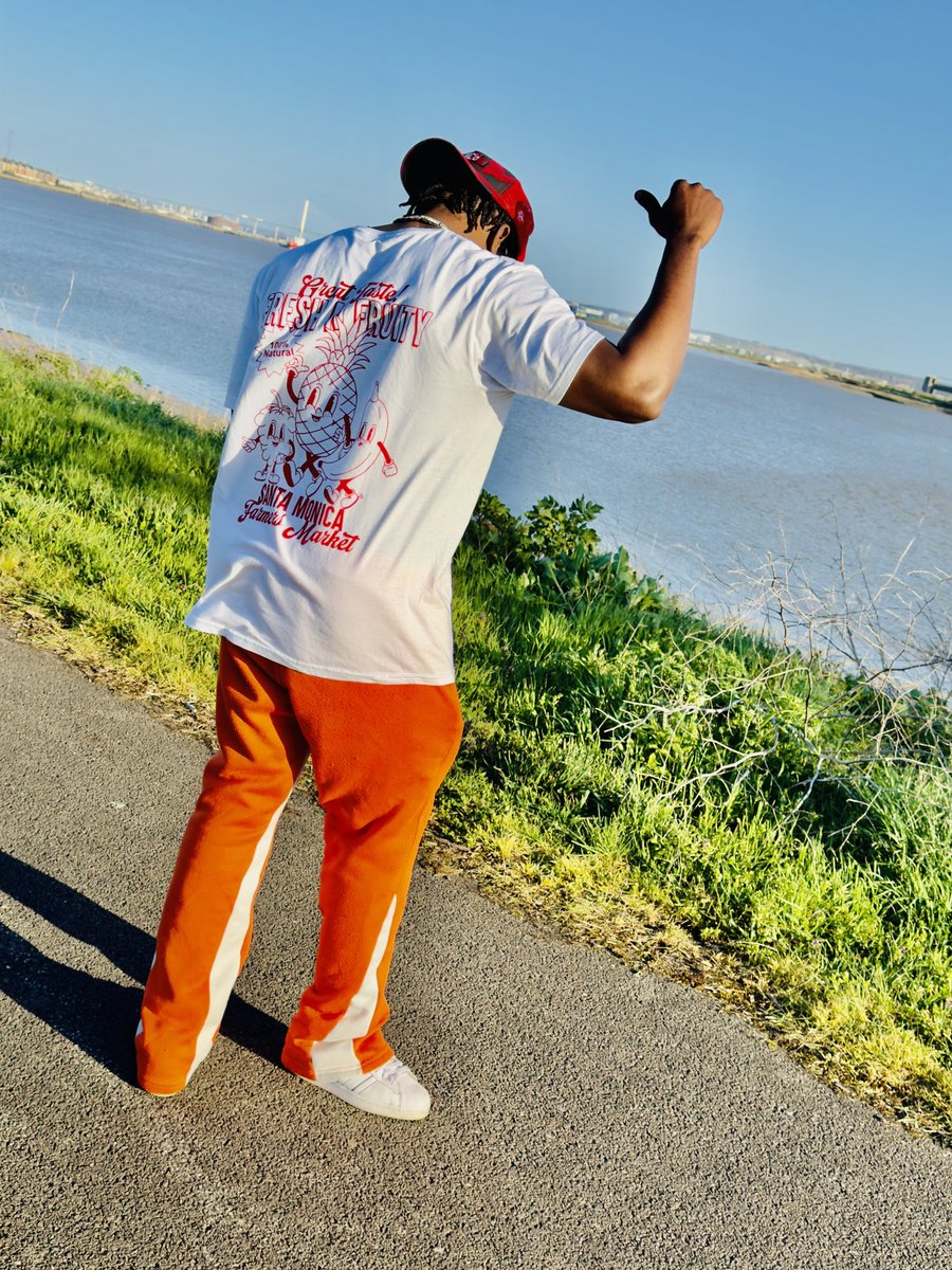 Samueljsound's tweet image. Never look back just keep going you never know the door you are about to unlock  

#arobeat #newmusic #neverlookback #bluesky