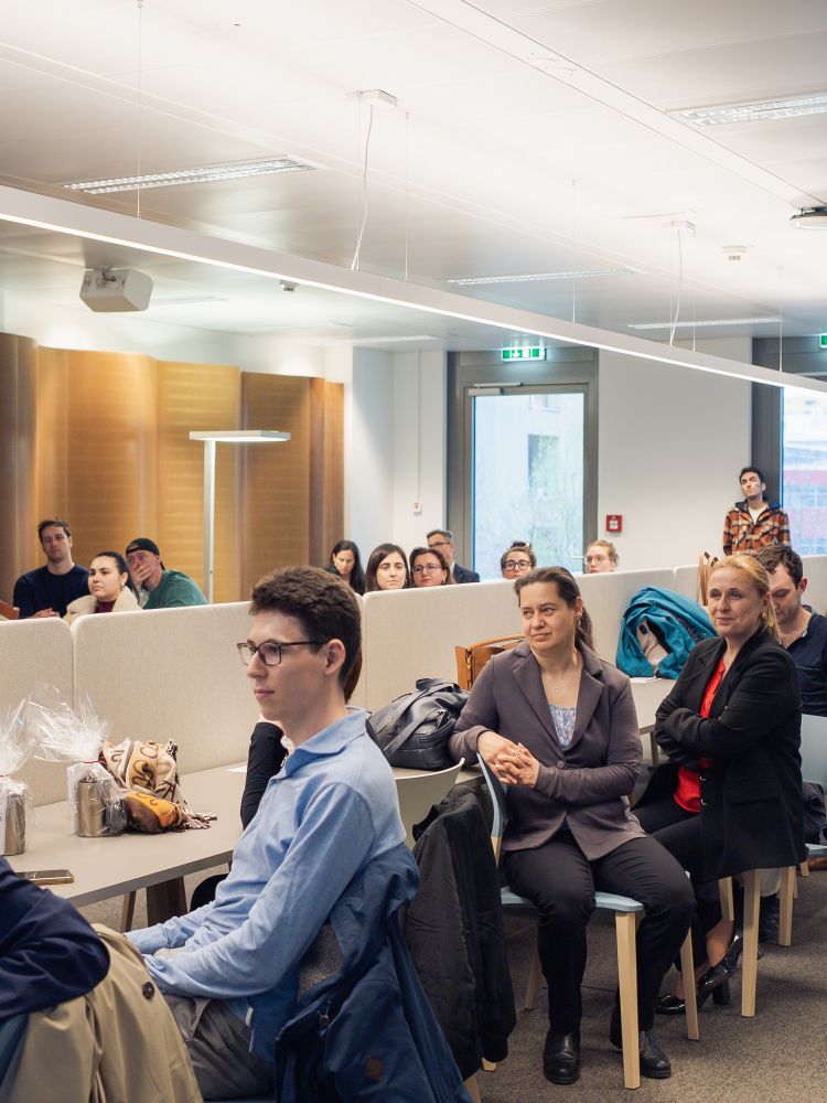 Sigmund Freud PrivatUniversität Wien tweet media