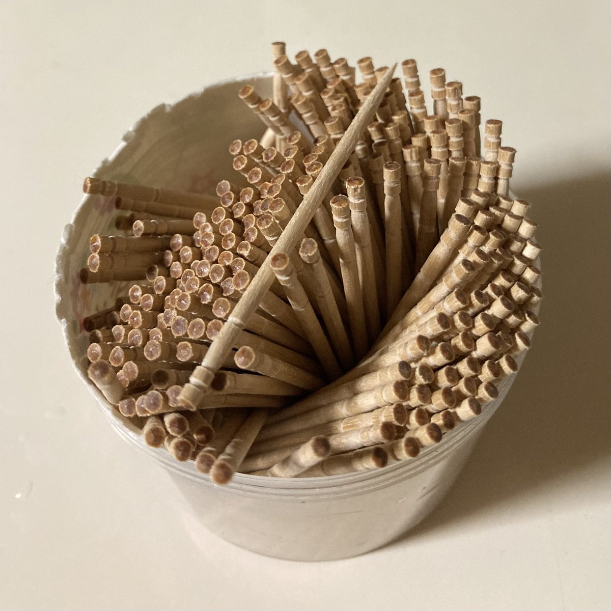 客席にダイブしたアーティスト感。