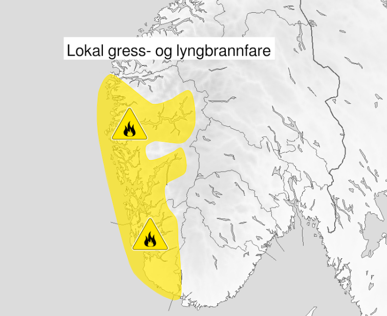 110SorVest's tweet photo. #Rogaland Meteorologisk institutt har sendt ut et gult farevarsel for lokal gress- og lyngbrannfare. En gnist på avveie nå, kan fort føre til stor brann. Vær derfor ekstra forsiktig hvis du velger å gjøre opp ild ute nå. Din ild - ditt ansvar! https://t.co/8ZyyPmwYQ4