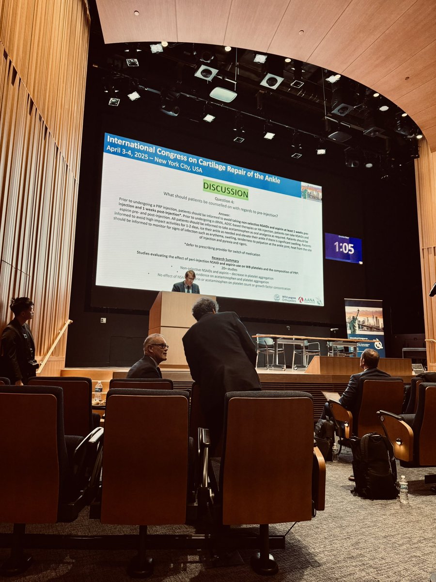 PdHooghe's tweet image. Rigourous discussions currently going on in NYU to achieve consensus to advance the variety of treatment options for ankle cartilage lesions. #AnkleHealth #SportsSurgery #ExpertConsensus #ICCRA #Aspetar #GlobalImpact