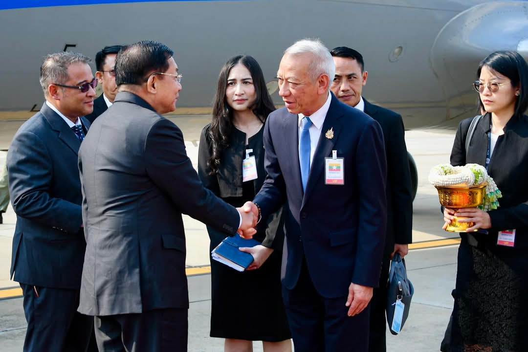 TayTawanMyanmar's tweet photo. War criminal Min Aung Hlaing has arrived in Thailand for the BIMSTEC Summit. Instead of holding him accountable for mass atrocities, the Thai government is welcoming him as an official guest. Hosting a dictator responsible for war crimes and the suffering of millions is unacceptable.

Thai government, please stand with the people of Myanmar, just as your Thai citizens have kindly done.

JUNTA ATTACKS POST QUAKE
#DisasterInMyanmar