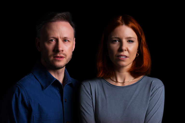 Real-life couple Stacey Dooley and Kevin Clifton will star in 2:22 A Ghost Story tour whatsonstage.com/news/222-a-gho…
