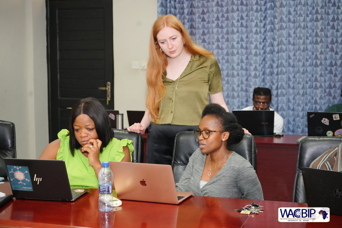 WACCBIP_UG's tweet image. Anopheles gambiae Amplicon Sequencing Workshop Day 4: Participants are working on sample sheets—matching them to barcodes and calculating the library concentration needed for sequencing. Precision is key for accurate results! 
#Genomics #Sequencing