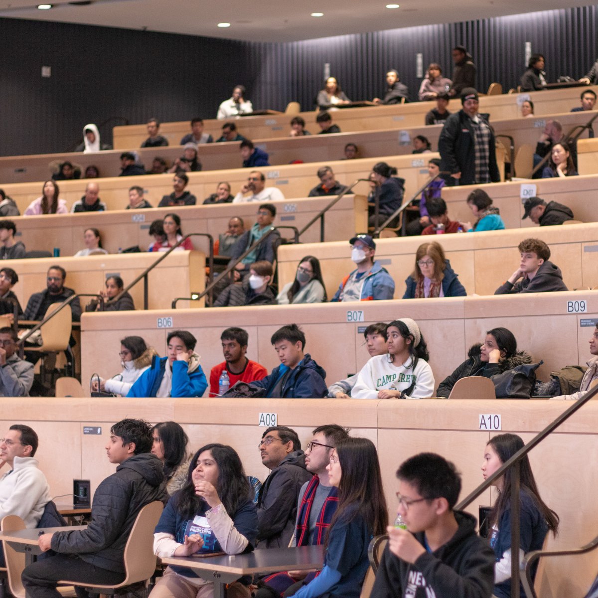 eceuoft's tweet photo. We loved meeting our future ECE students! π‘π Last weekend, prospective students got an inside look at our program, learning from faculty & passionate ECE ambassadors. πβ¨ ECE Chair @DeepaKundur shared key insights. Thanks for joining! #eceuoft #uoftengineering https://t.co/2HAuhgzUn4