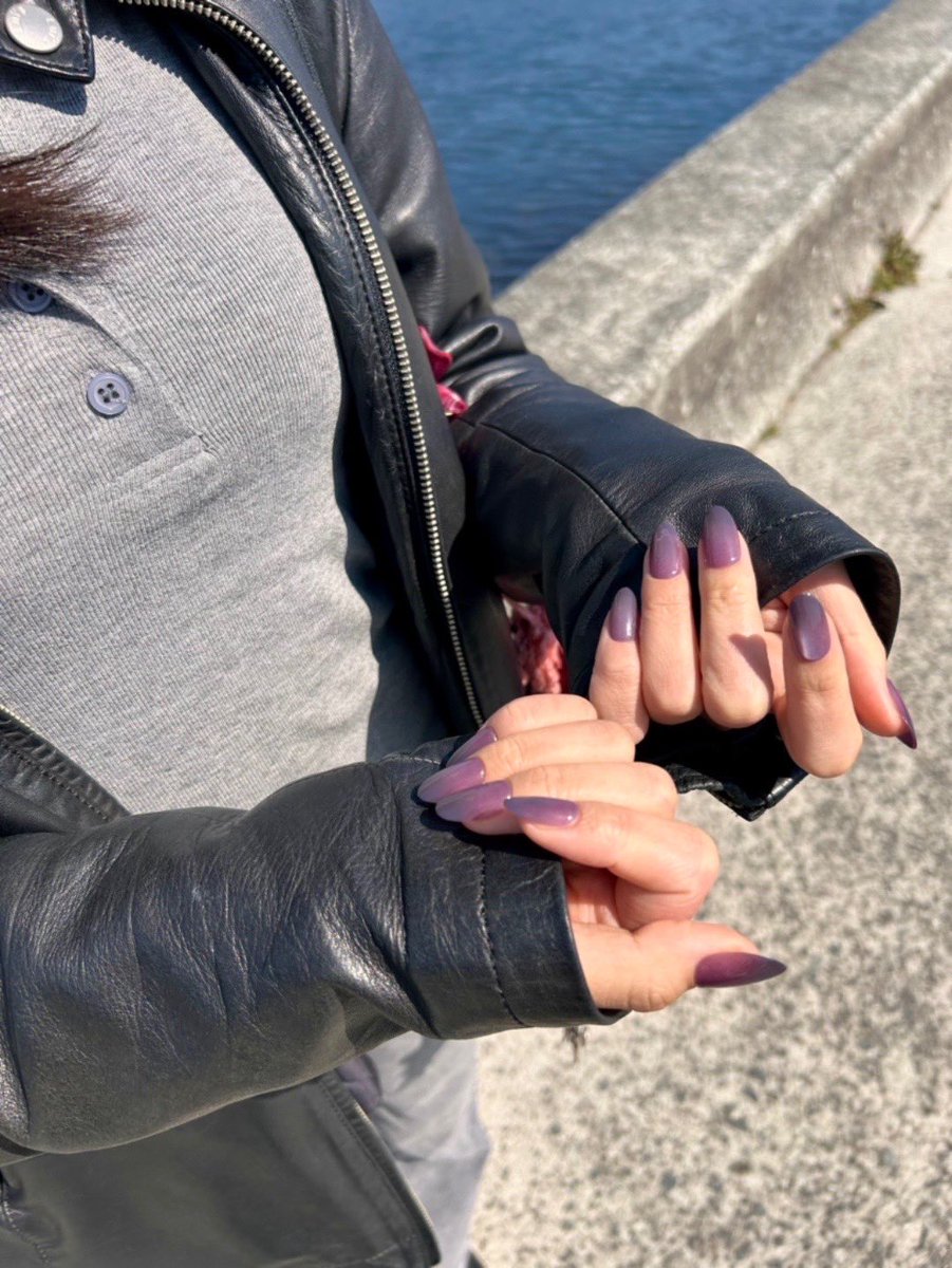 moezenmai's tweet photo. Finger Suitの夜桜ネイル🫣
｢VINO｣を使ったんだけどどこに行っても褒められるの😳
お花見シーズンだしゲットしてね！
クーポンコード【MOE13】で10%offでゲットできるよ！
#fingersuit #クーポンコード #フィンガースーツ  @fingersuit_jp 
https://t.co/W3HGvUL20Q https://t.co/Ipk3Z70k68
