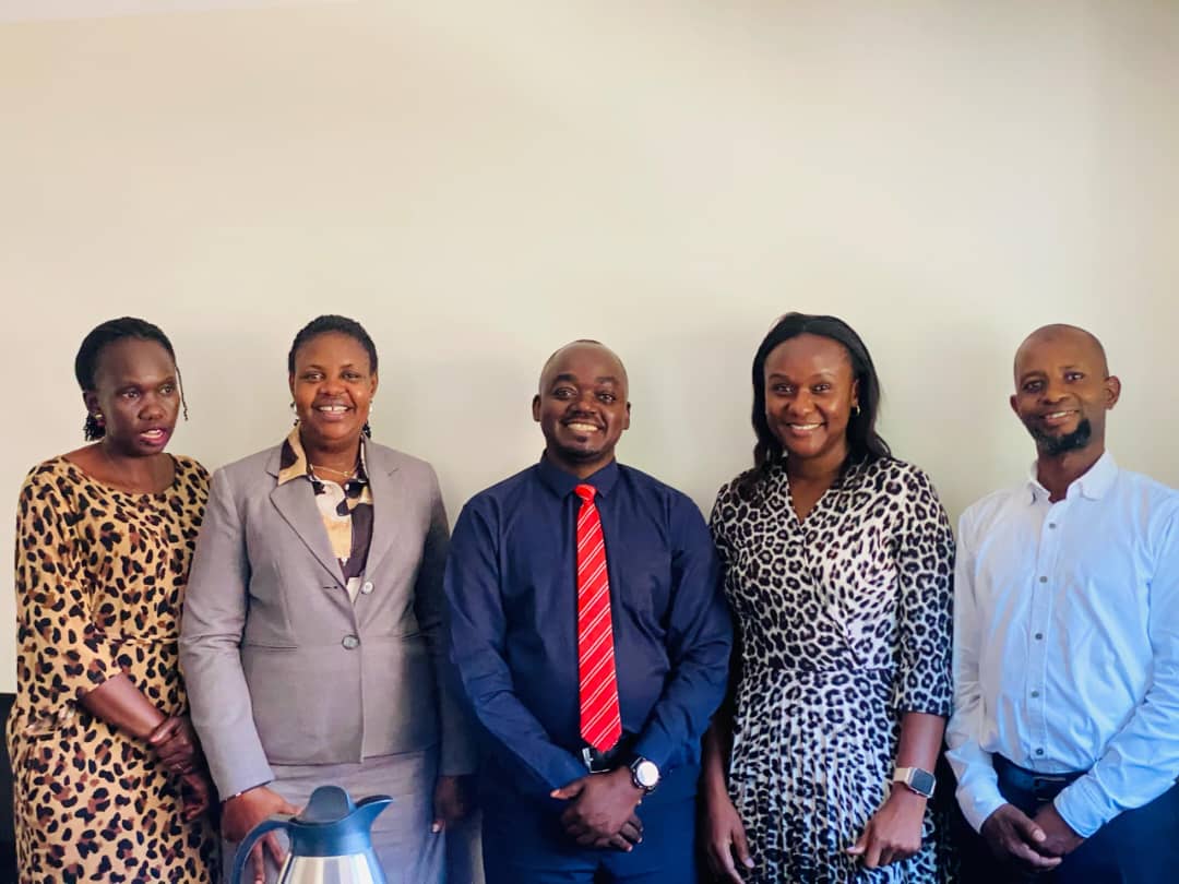 deaf_alliance's tweet photo. We were honored to be hosted by the staff of the Grow Project at the Ministry of Gender Labour
@WorldBank  @UgGrowproject @Mglsd_UG @StateHouseUg 

https://t.co/k280F6NdS8 https://t.co/9MktJQNkaV
