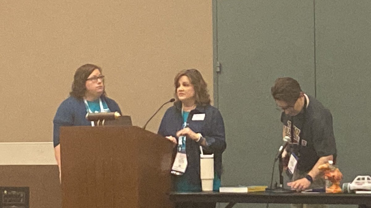 Katie Michna tweet media