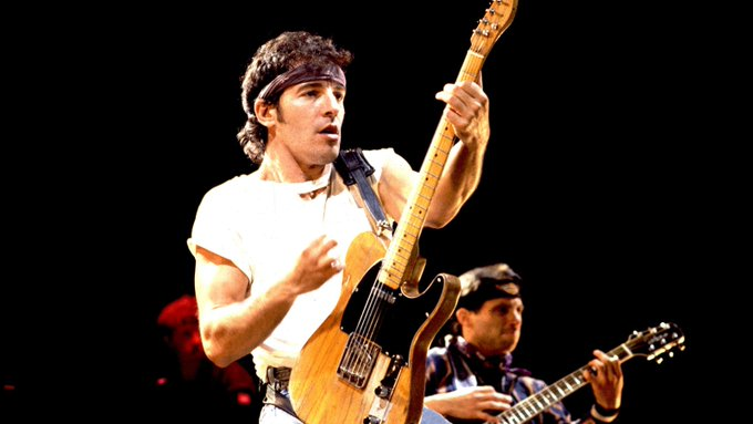 NEW: Bruce Springsteen announces 'Tracks II: The Lost Albums' box set, a massive collection featuring seven complete, unreleased albums recorded between 1983 and 2018, and an astonishing 74 previously unheard songs. 

Details: rollingstone.com/music/music-ne…