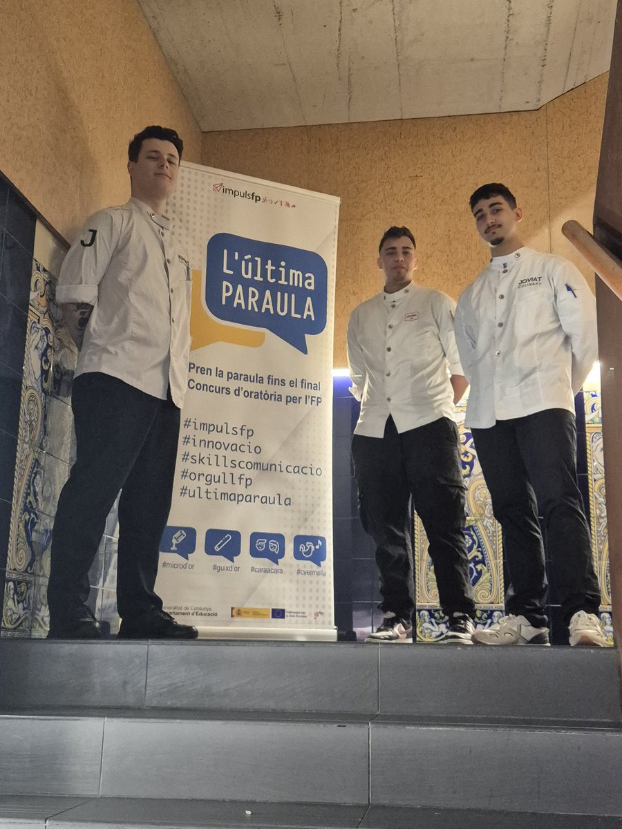 Tot preparat x concurs d'Oratòria #ultimaparaula #impulsfp <a href="/educaciocat/">Educació</a> <a href="/JoviatHoteleria/">Joviat Hoteleria</a>