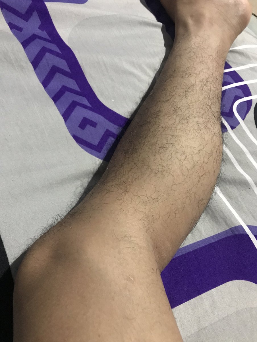 Tipe kaki preman tapi hati Hello kitty 🥰🥰 jad pengen dielus elus hehe